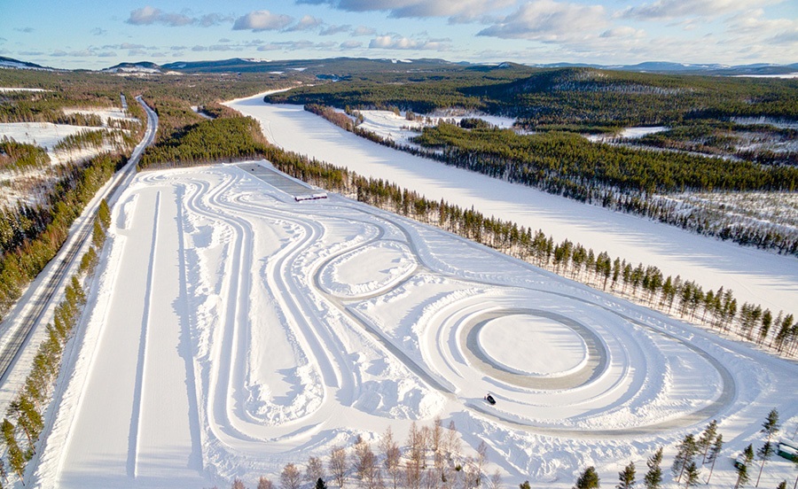 test_zimnih_shin_205_55_r16_2018_autoreview (2)