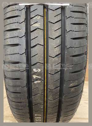 Nexen Roadian CT8 215/65 R15C 104/102T