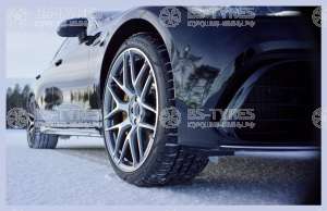 Pirelli P Zero Winter 255/45 R19 104V